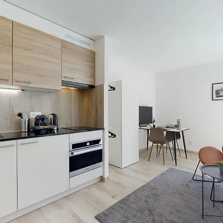 Nonanteneuf - Contactless Check-in 3* Aigle