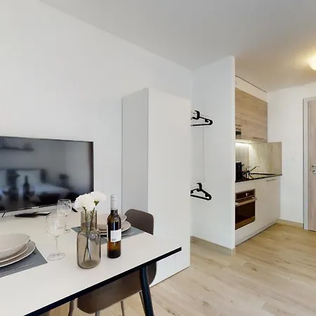 Hotel apartamentowy Nonanteneuf - Contactless Check-in
