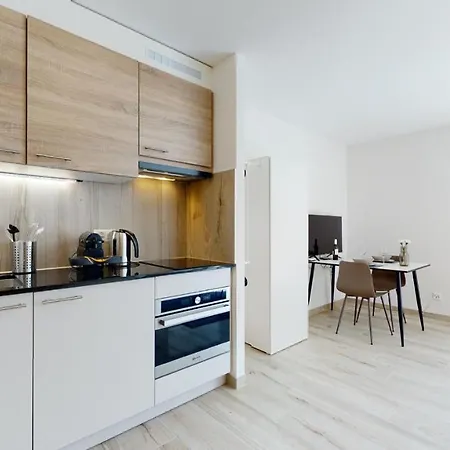 Nonanteneuf Hōtel - Contactless Check-in Appart hôtel