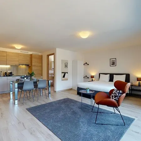 Nonanteneuf - Contactless Check-in 3* Aigle