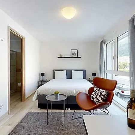 Nonanteneuf - Contactless Check-in Aparthotel Aigle